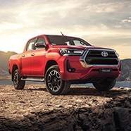 https://www.toyota.com.br/wp-content/uploads/2020/11/tyt_gallery_image_5_119883_HB_yaris-xway-galeria-ext-full-04-DSK_w1440h448px.jpg